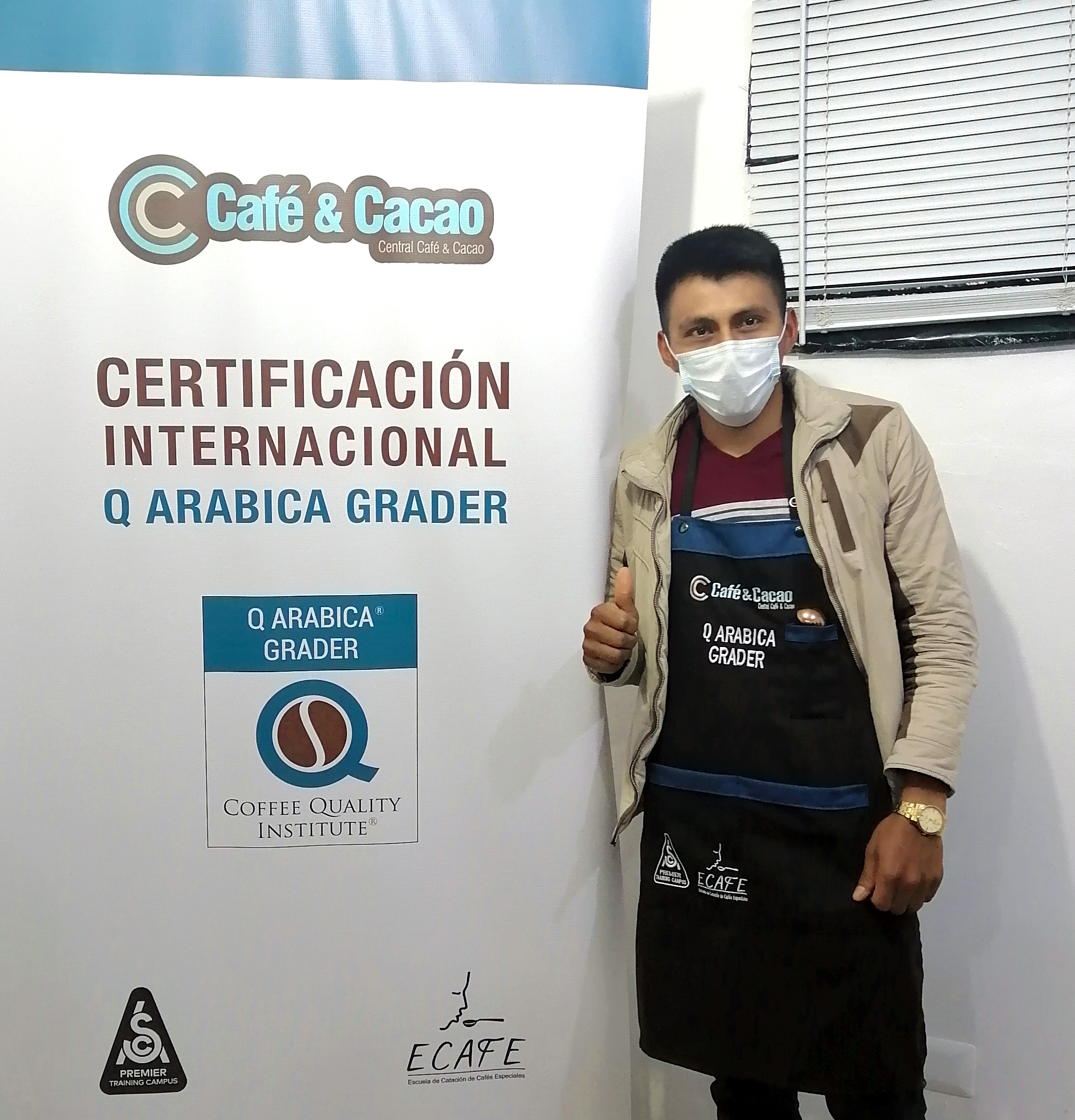 Vraem: Jóvenes cafetaleros promovidos por Devida se gradúan como catadores “Q Grader”